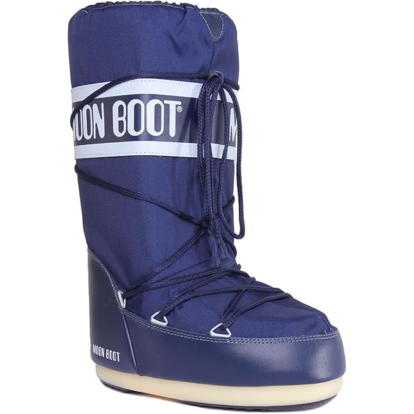 Moon Boot Classic Low Women's Icon Low Nylon Boot (Red, US 4.5-7