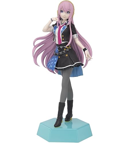 Amazon.com: Megahouse Megurine Luka [Snow.ver]: 8cm Desktop Singer
