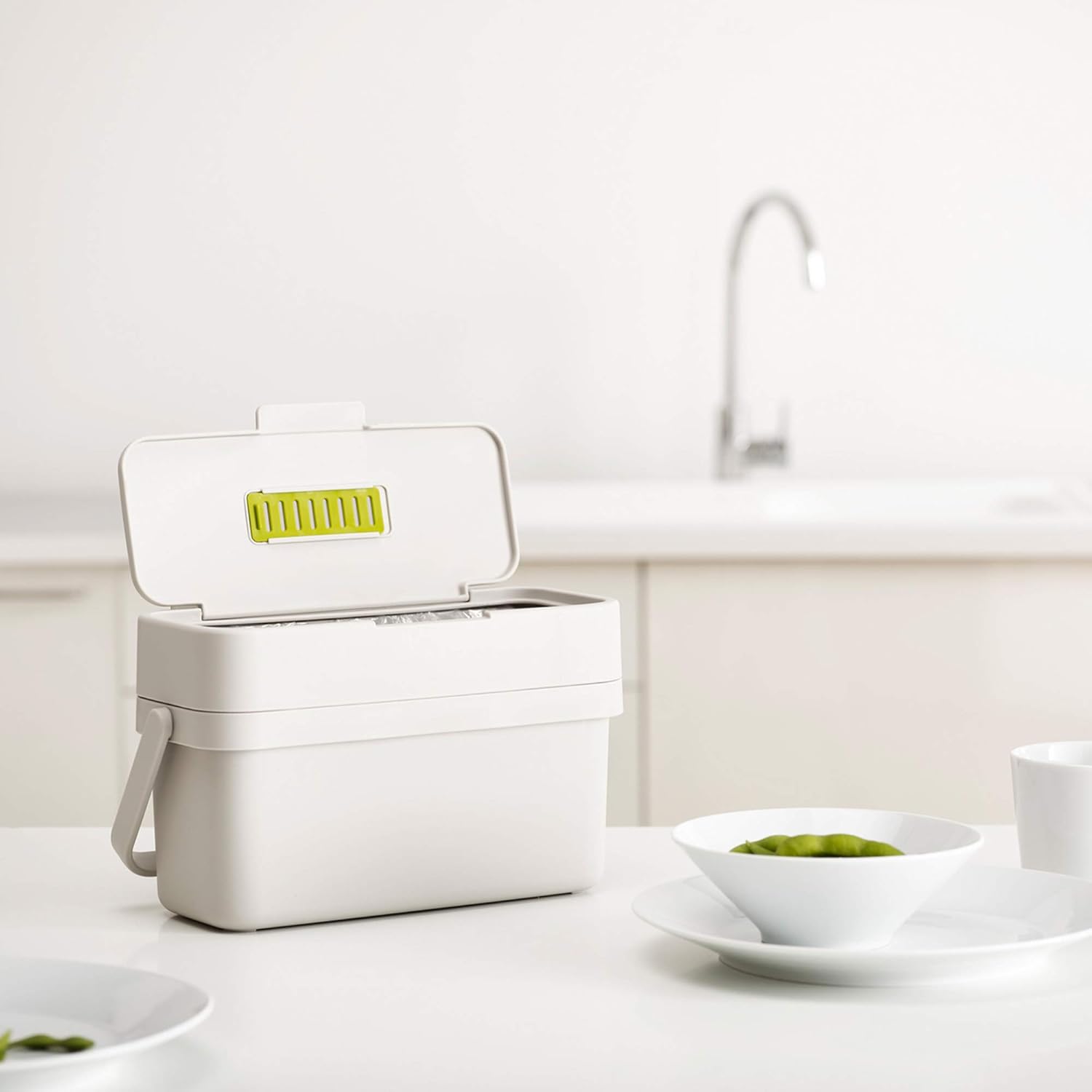 Joseph Joseph Compo 4 Easy-Fill Compost Bin Food Waste Caddy with Adjustable Air Vent, 1 gallon / 4 liters, Stone: Kitchen & Dining