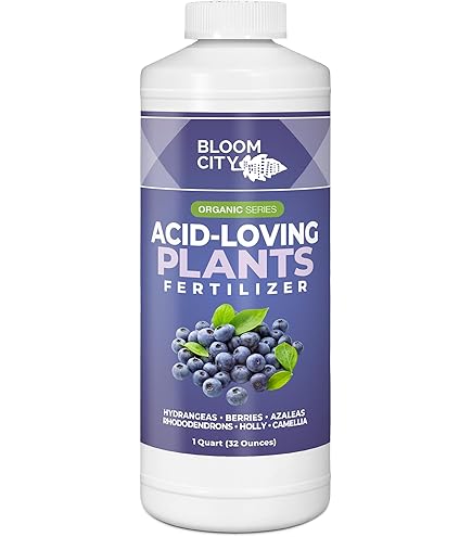 Amazon.com: Coast of Maine Organic & Natural Planting Soil for Acid Loving  Plants Azalea, Rhododendron & Berries - Premium Planting Soil w/Composted  Manure, Sphagnum Peat Moss - Low pH, Enhanced Drainage (20