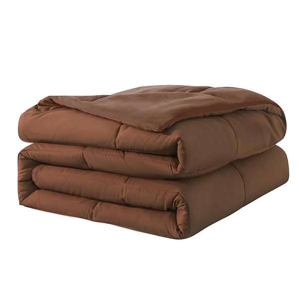 DOWN ALTERNATIVE BEDDING COMFORTER KING SIZE – ALL-SEASON SOFT REVERSIBLE MICROFIBER BEDDING COMFORTER – LIGHTWEIGHT & MACHINE WASHABLE (CHOCOLATE, KING (U.S. STANDARD))