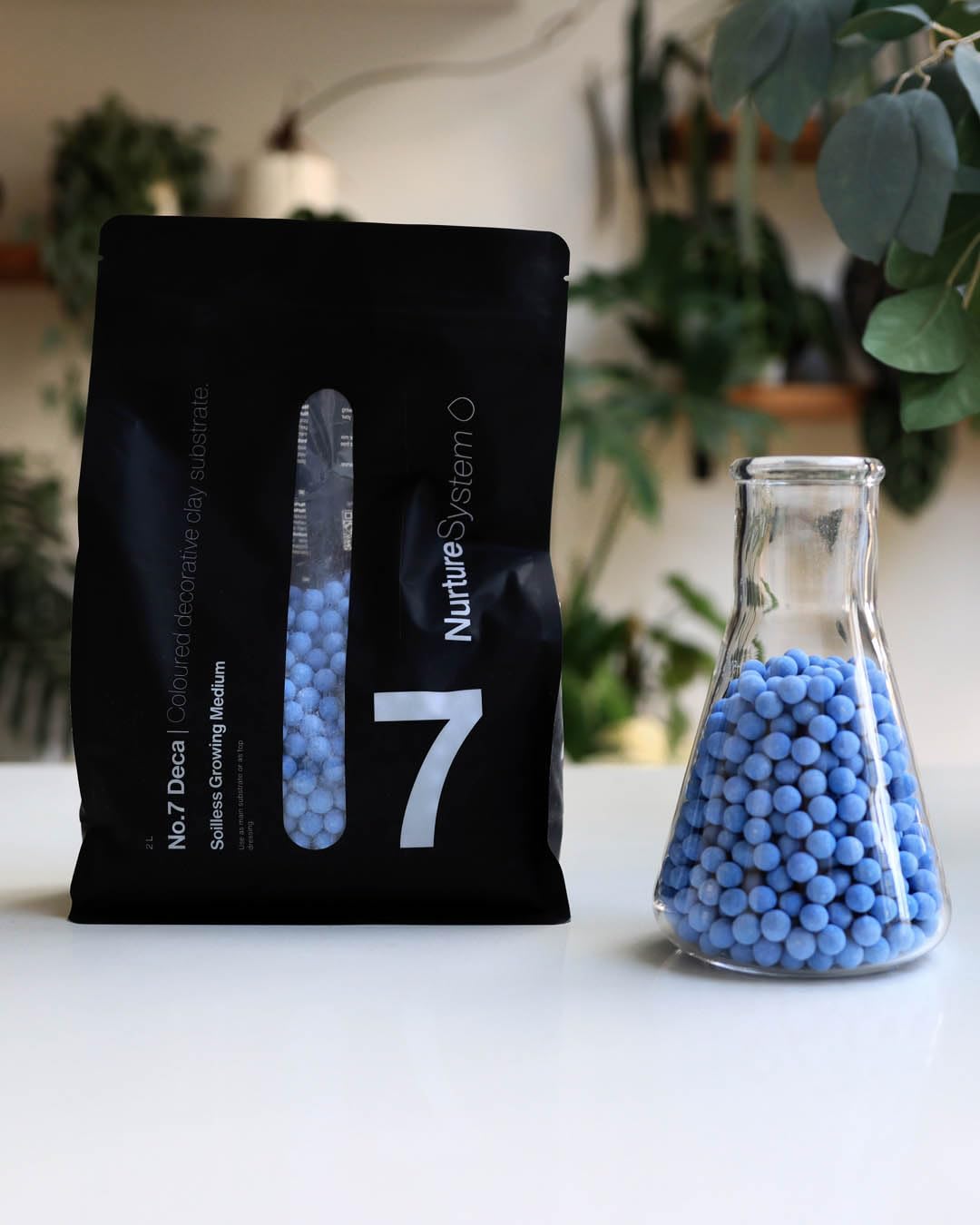 NurtureSystem No.7 Deca Coloured decorative clay substrate (Blue)