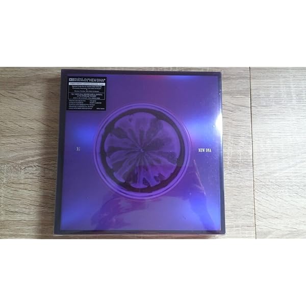 XG - AWE(アナログ(12インチ))(VINYL ver.)(数量限定) - Amazon.com Music