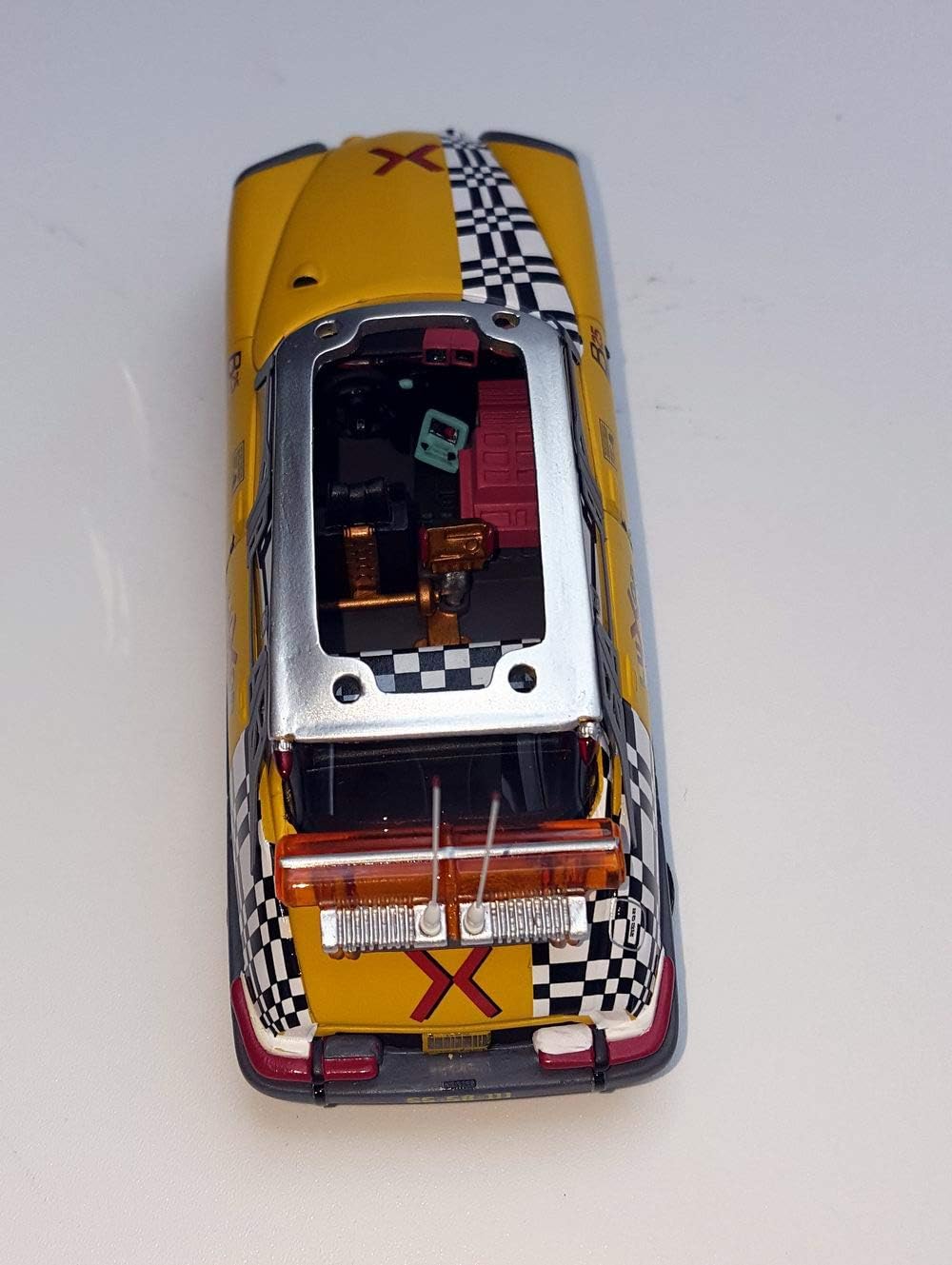 Provence Moulage Citroen Ds Taxi Volante Retour Vers Le Futur Ii Au 1 43 Voiture De Collection Back To The Future Vehicules A Moteur Maquettes Et Modelisme