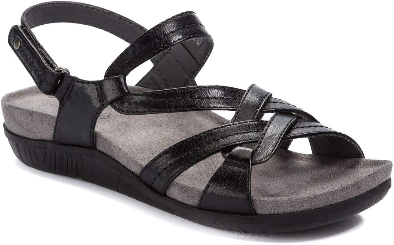 baretraps white sandals