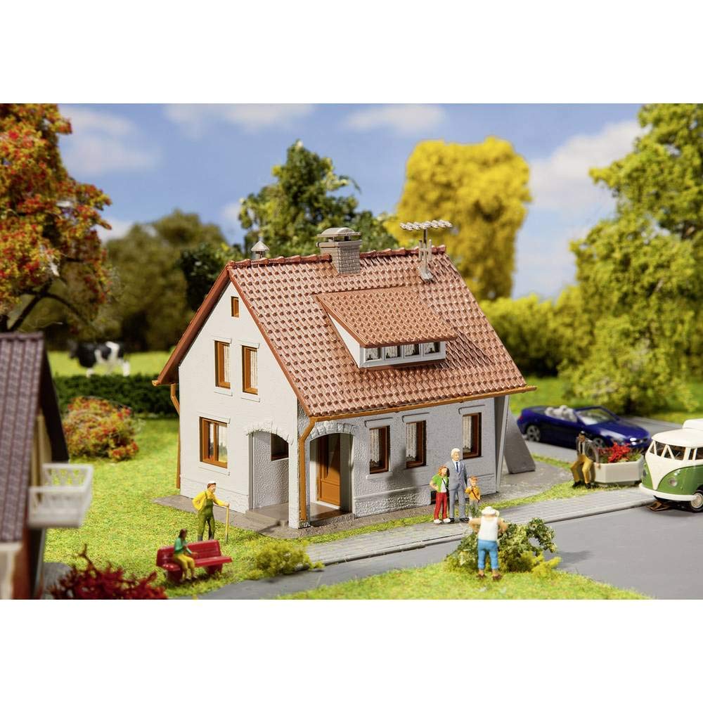FALLER FA131364 Single Family House Model Kit, One Size