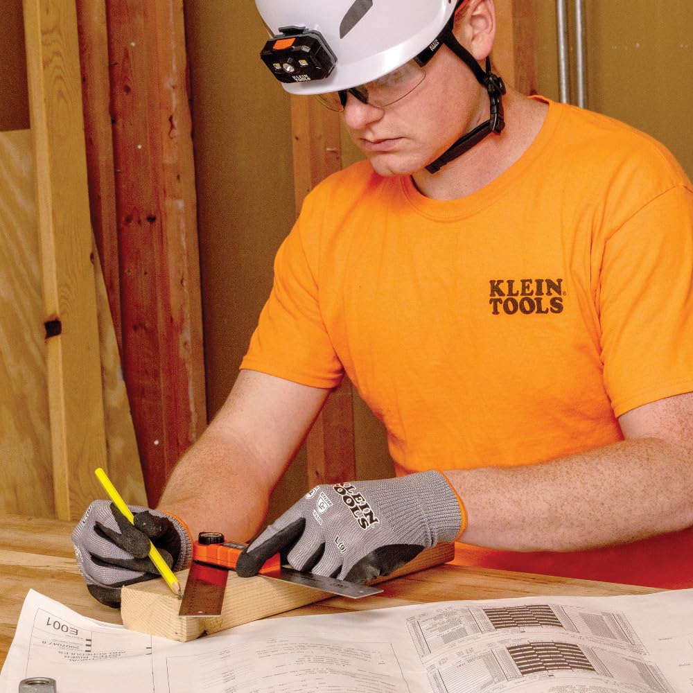 KLEIN TOOLS 935DAF Digital Angle Finder, Precision Measurements, Miter Saw Protractor Angle Calculation and Portable Design