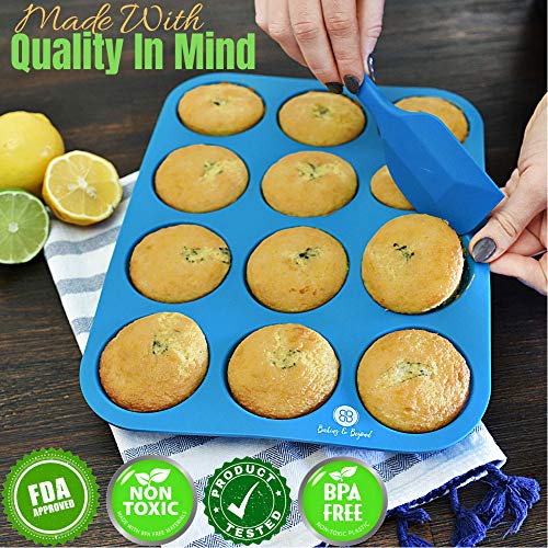 4 Baking+Beyond+Silicone+Spatula+Cupcakes