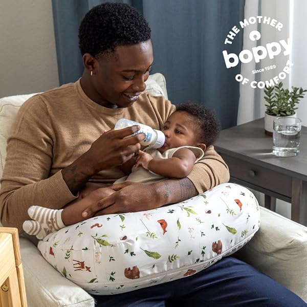 BOPPY NURSING PILLOW – FIRM, ERGONOMIC U-SHAPED BOTTLE AND BREASTFEEDING PILLOW WITH HIGH LIFT FOR COMFORT AND SUPPORT, SPACIOUS SURFACE – NEUTRAL PLANTS AND ANIMALS