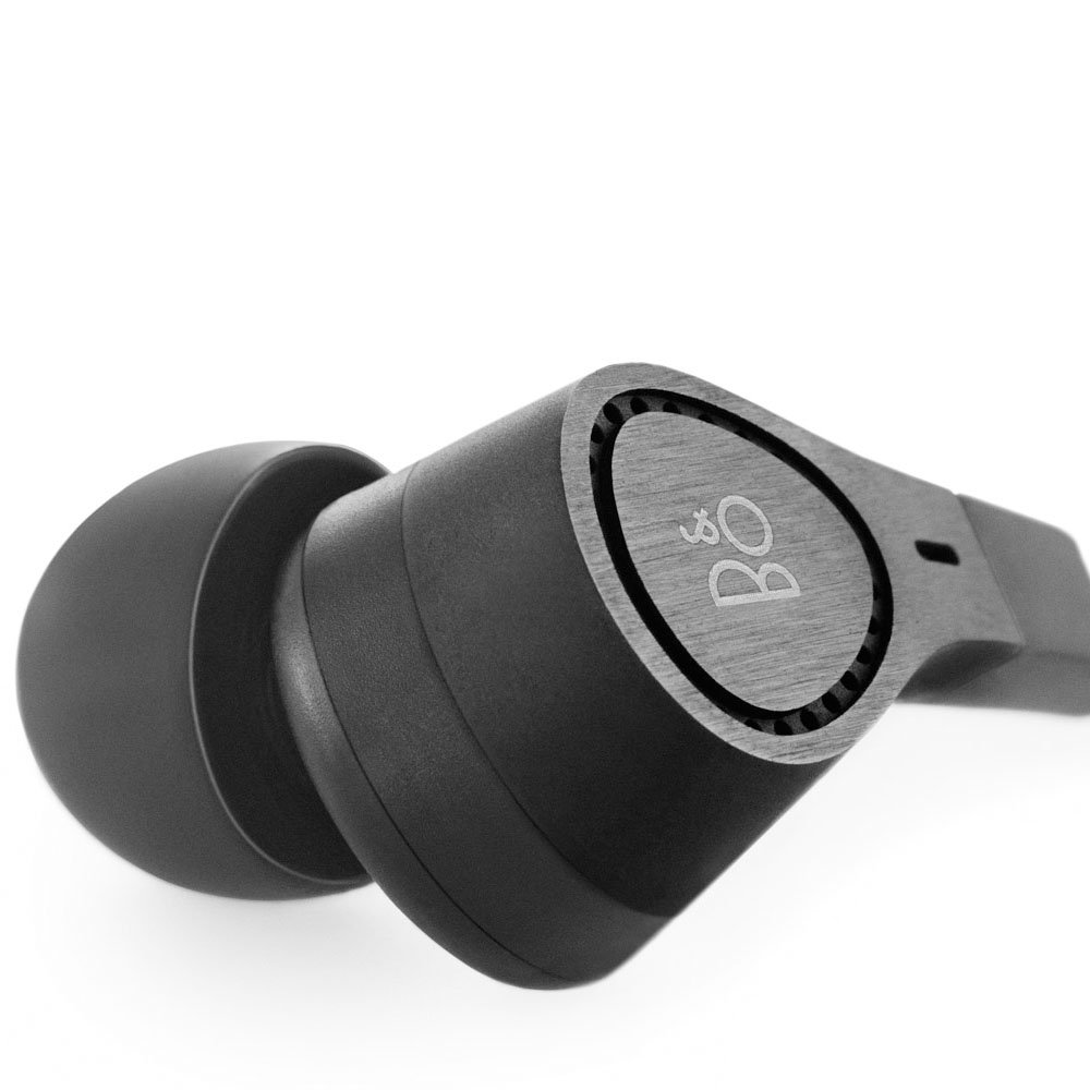 Bang & Olufsen ノイズキャンセリングイヤホン Beoplay E4 カナル型/通話対応 ブラック【国内正規品】