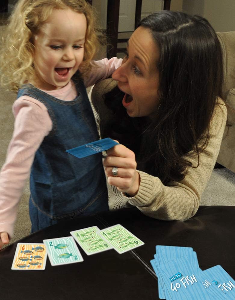 Hoyle Kid's 6 in 1 Fun Pack - Kids Card Games - Memory, Crazy Eights, Old Maid, Go Fish, Slap Jack, Matching - Ages 3 and Up: Sports & Outdoors