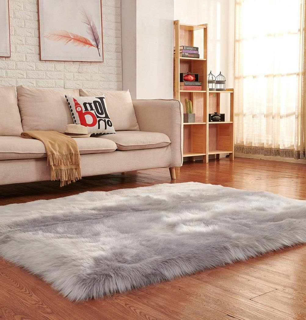 HARESLE Soft Sheepskin Rug - Image 4