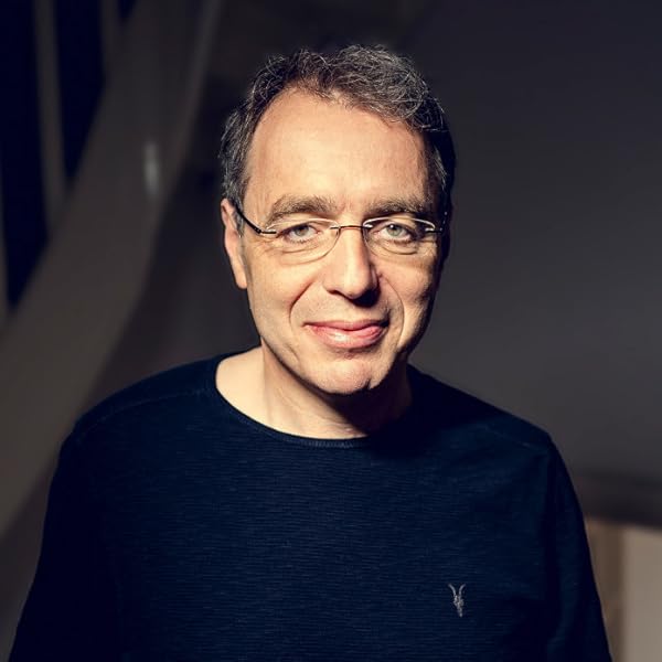 Happy Family Amazon De Safier David K Ulf Bucher Mama emmas buchladen geht pleite, papa frank ist völlig überarbeitet, die pubertierende fee bleibt sitzen, und sohnemann max wird von dem mädchen, das er liebt, ins schulklo getunkt. happy family amazon de safier david