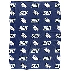 St. Edward's University Blanket, 60"x80" Logo