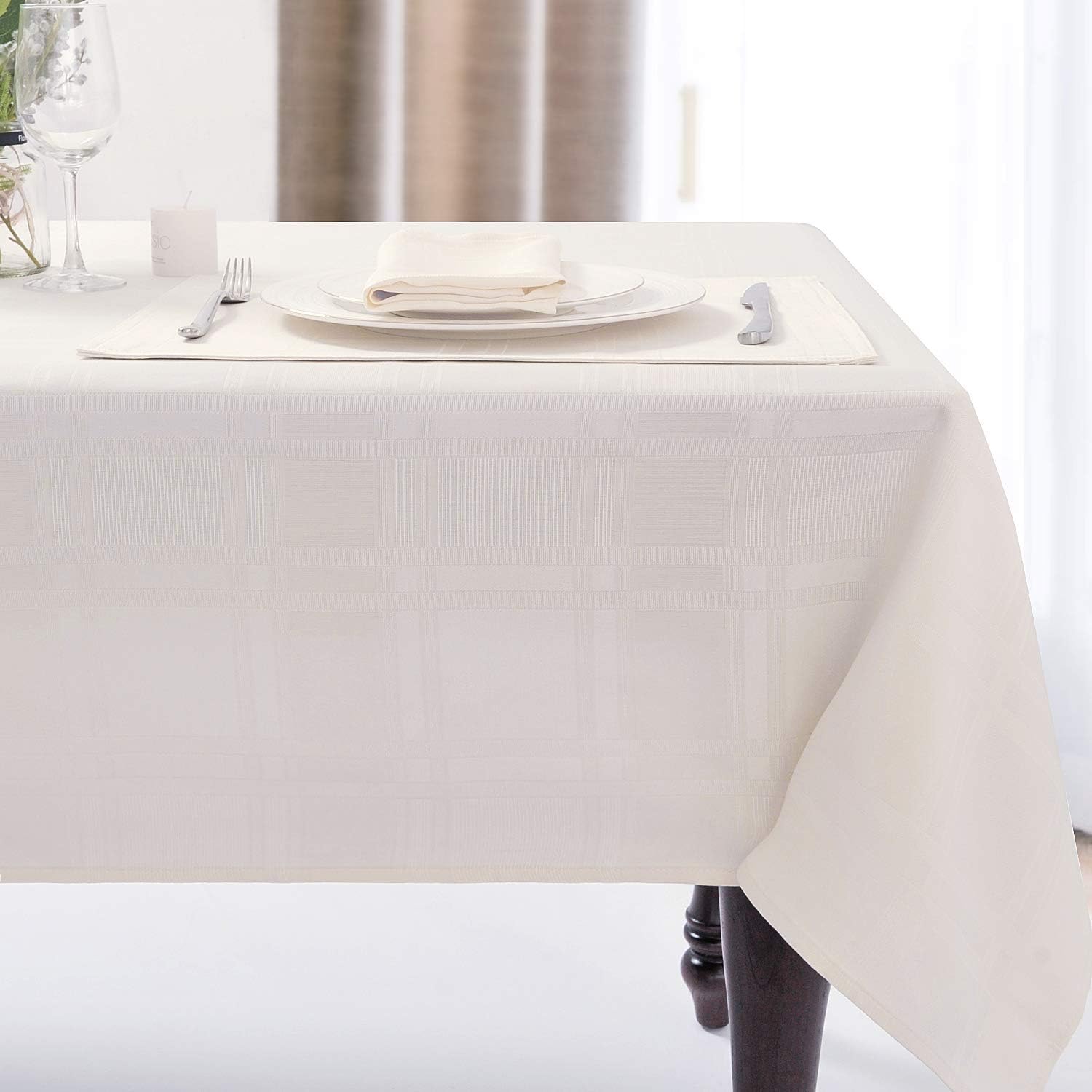 Best table cloth 54 x 78