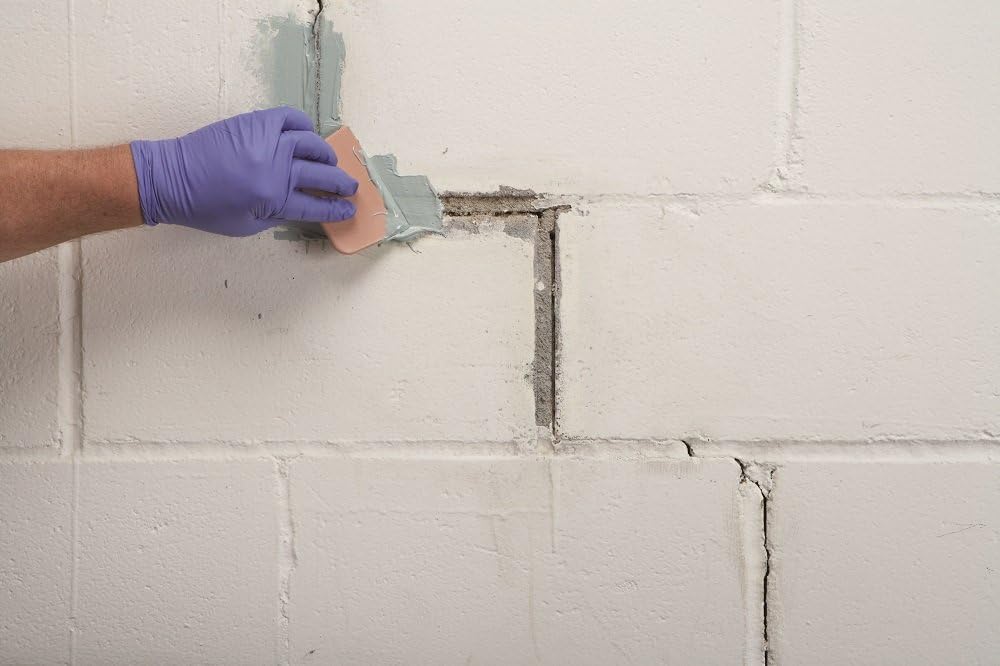 Bondo All-Purpose Putty, Designed for Interior and Exterior Home Use, Paintable, Permanent, Non-Shrinking, 1.9 lb., 1-Quart: Home Improvement