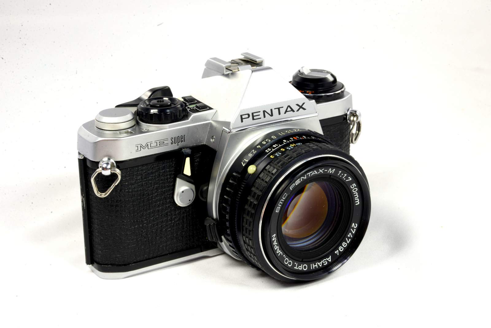 Pentax ME Super 35mm SLR Camera Package
