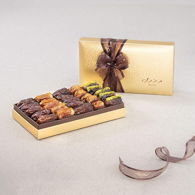 Bateel Cassandra Gift Box, Assorted Dates, Rectangle (Small) 440g