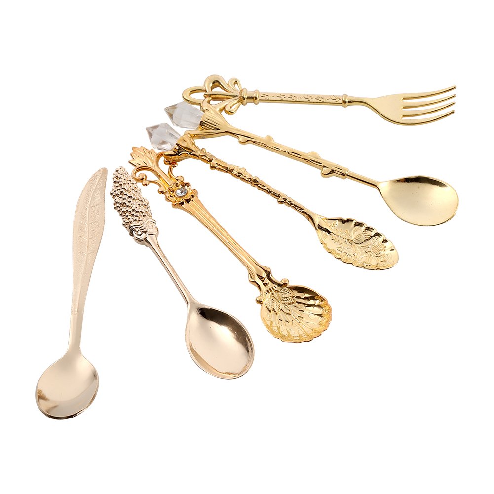 6pcs/Set Zinc Alloy Tableware Retro Carved Tableware with Pattern Coffee Ice Cream Fruit Dessert Spoons and Fork for Home Restaurant(Golden)