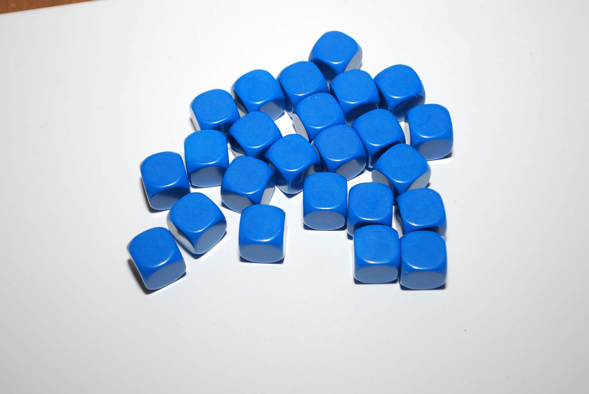 Big Cherry 24x Blank 16mm D6 (6 sided) Dice - Blue
