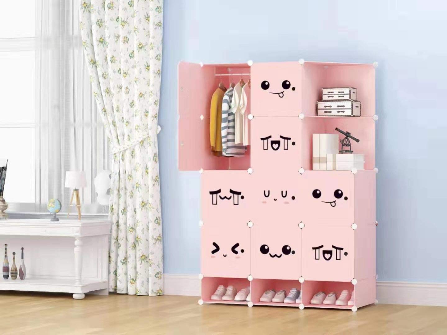 girls room storage