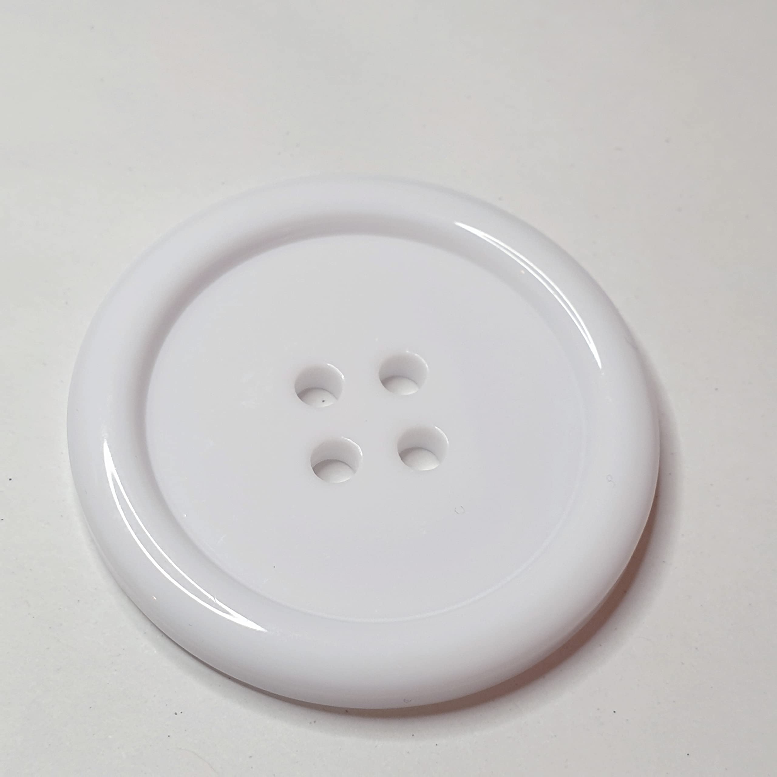 MajorCrafts 4pcs 50mm White 4 Holes Round Large Resin Sewing Buttons Arts and Crafts Embellishments