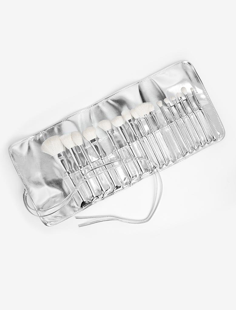 Kylie Collection Limited Edition Silver Cosmetics Brush Set Amazon De Beauty