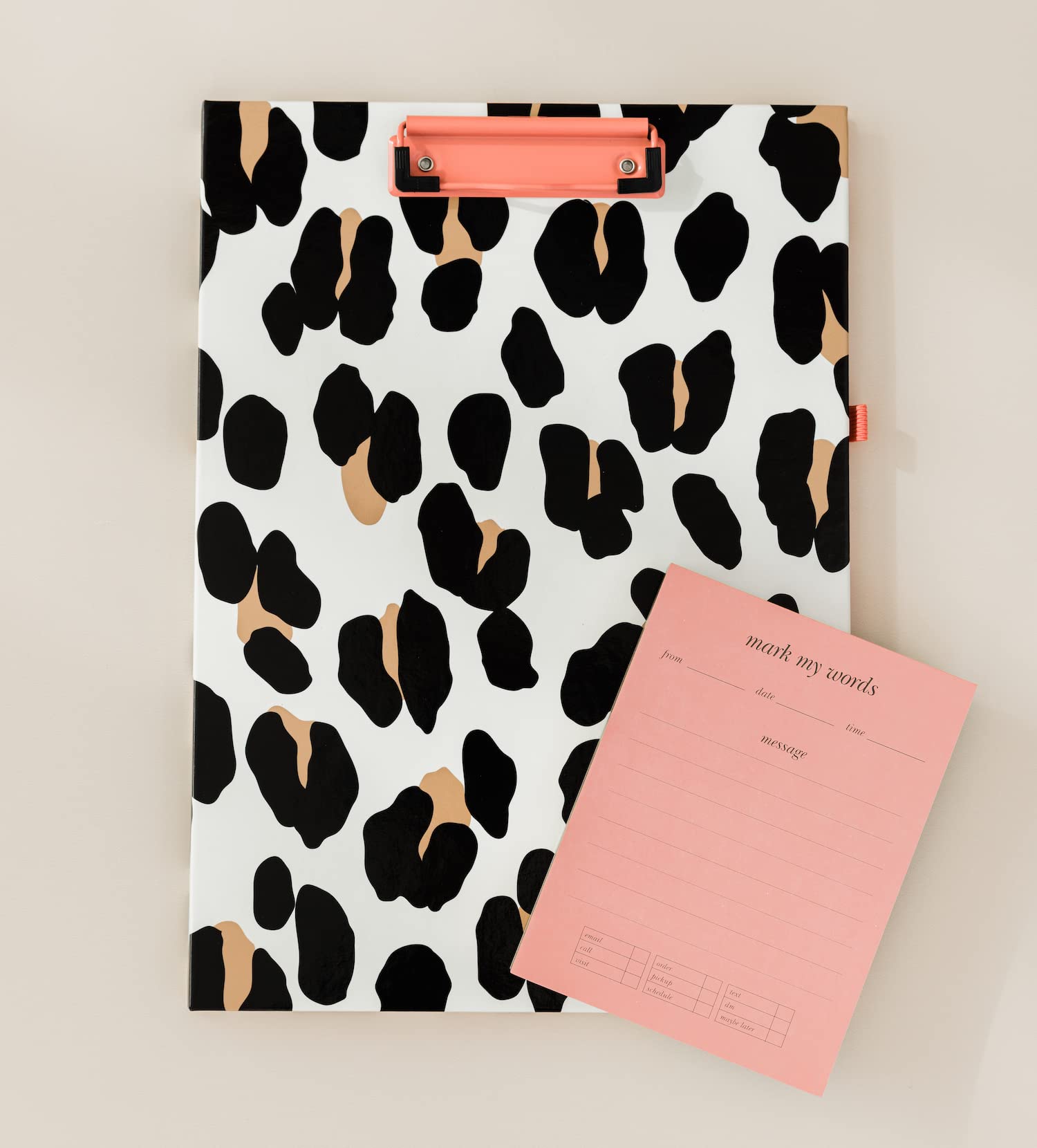Kate Spade New York Leopard Print A4 Clipboard Folio with Low Profile Clip, Professional Padfolio Includes Lined Notepad, Pen Loop, and Pocket, Forest Feline