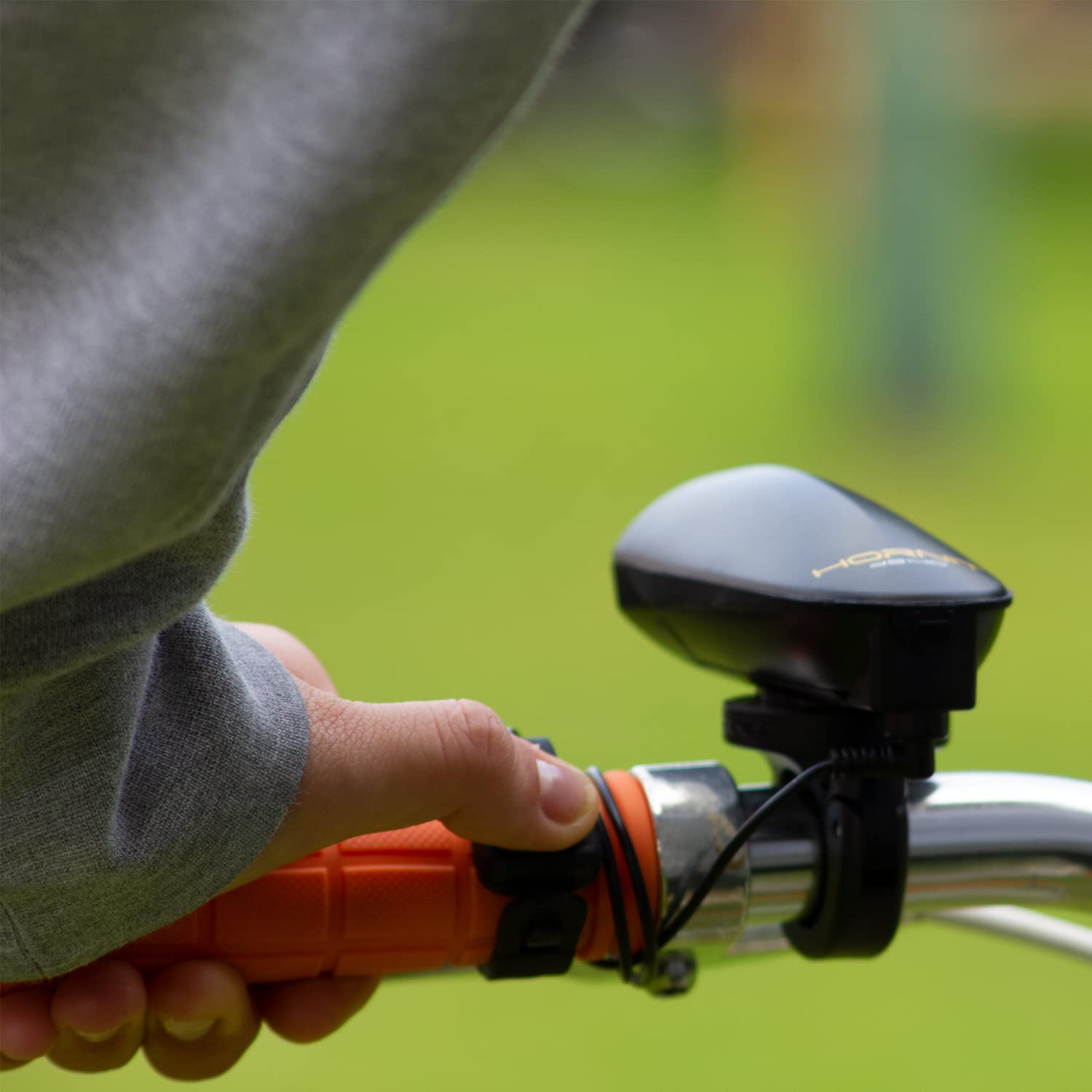 Hornit dB140 Bike Horn, Upgraded V3 Model, World's Loudest Bicycle Horn for Increased Rider Safety, Remote Trigger and Upgraded Mounting System Included