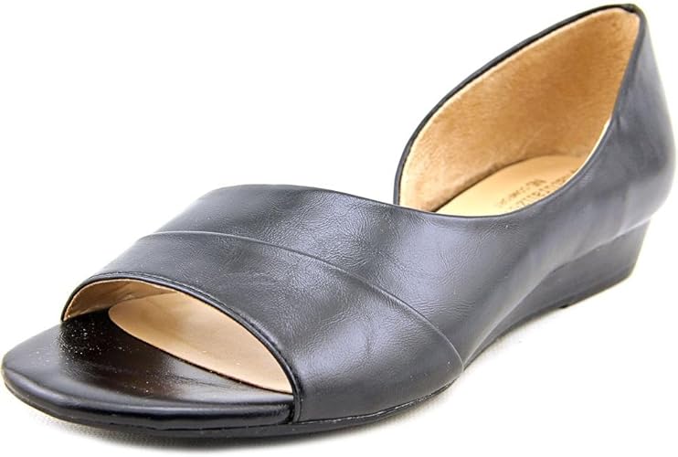 naturalizer open toe shoes