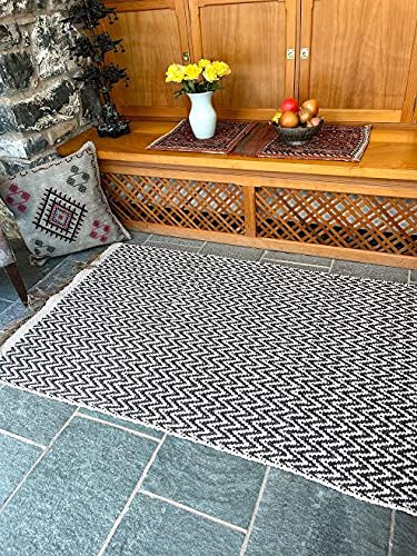 Second Nature Online Small Greta Dark Grey Herringbone Rug with Soft Flat Weave Natural Cotton Jute Yarn 70 cm x 115 cm