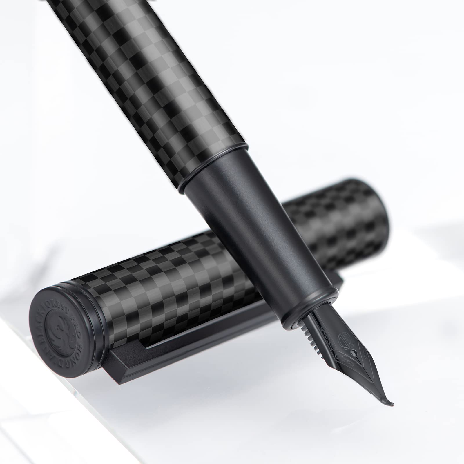 Hongdian Black Carbon Fiber Fountain Pen, Bent Nib for Fude Calligraphy Writing (Fine to Broad) with Converter and Metal Pen Case Set