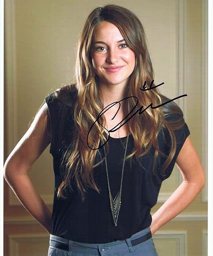 Amazon 直筆サイン シェイリーン ウッドリー Shailene Woodley ビッグリトルライズ セレブママたちの憂うつ 17 Tv ダイバージェントfinal 16 スノーデン 16 ダイバージェントneo 15 きっと 星のせいじゃない 14 ダイバー