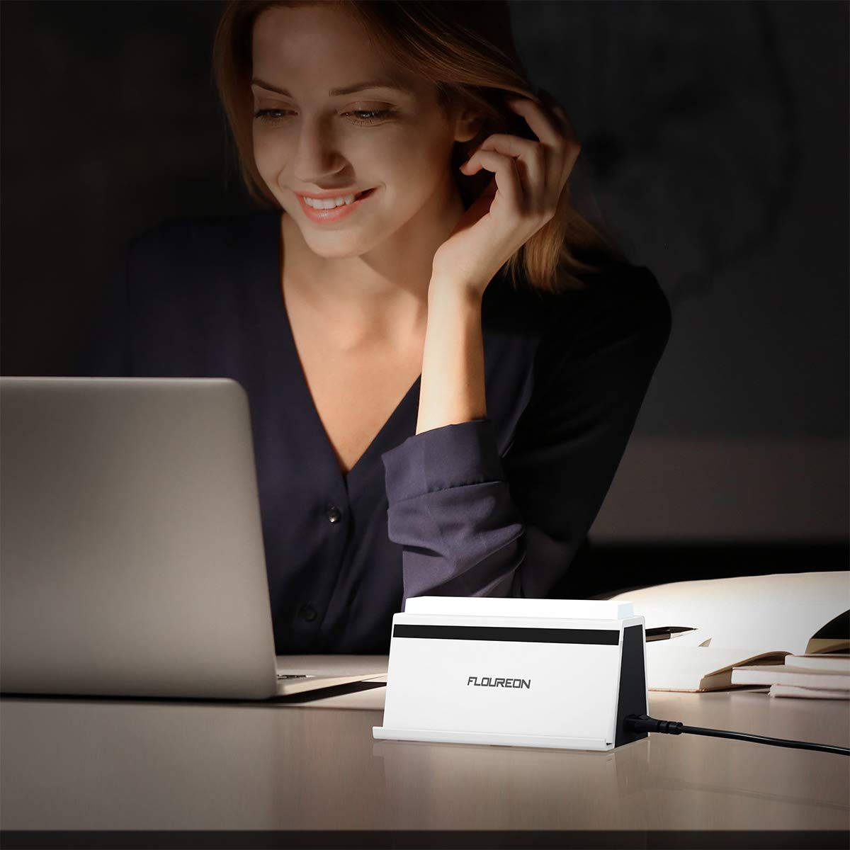 FLOUREON Multi USB Charging Station Wireless Phone Charger 4A/20W 4 Ports Multi Device Phone Stand Desktop Multi-port USB Charger with LED Light for iPhone 8, iPhone X, Samsung Galaxy S6