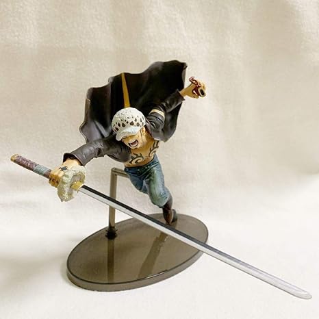 Amazon ワンピーストラファルガー ローフィギュア造形王全長約24cm K7 おもちゃ ホビー