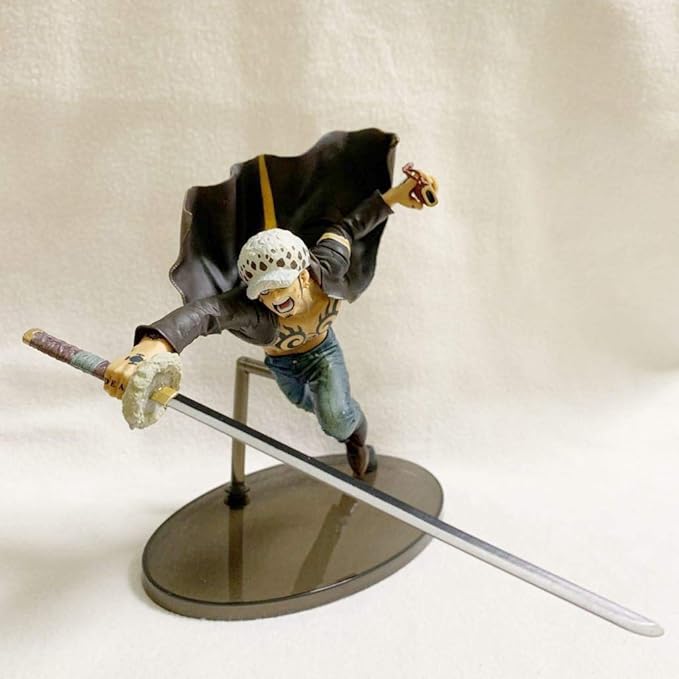 Amazon ワンピーストラファルガー ローフィギュア造形王全長約24cm K7 おもちゃ ホビー