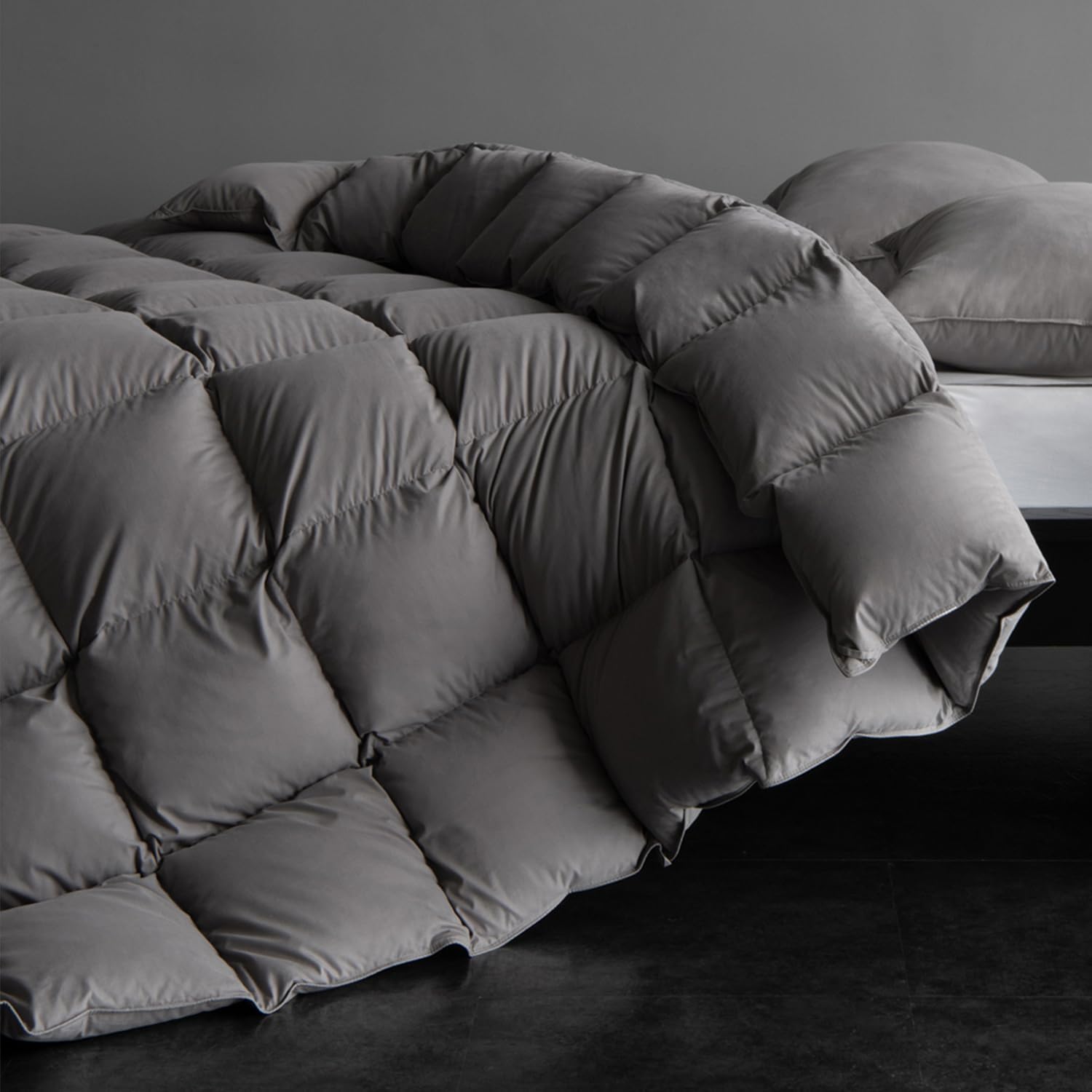 Photo 1 of Luxury Down Feather Comforter Twin Size-Lightweight Duvet Insert Bed Comforter Gray - Twin Size(68 ”X 90”)