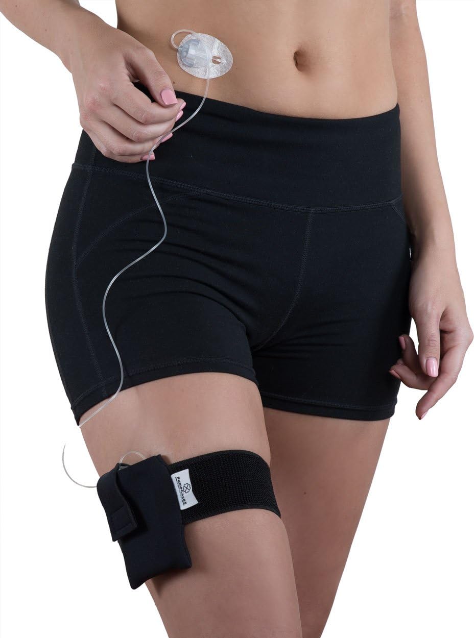 Athletic Insulin Pump Case with Strap for AccuChek Combo (M Leg, Black)