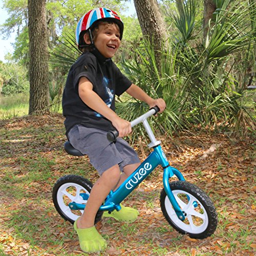 cruzee balance bike green