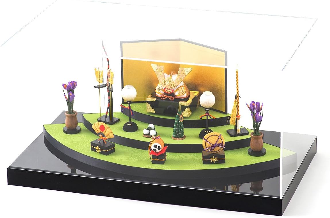 Amazon 兜飾り 収納ケース入り 五月人形 ケース飾り 扇面五月飾り 間口45 幅23 5 高さ16ｃｍ 兜飾り おもちゃ