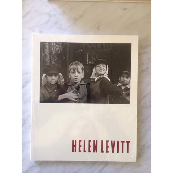 Slide Show: The Color Photographs of Helen Levitt: Helen Levitt