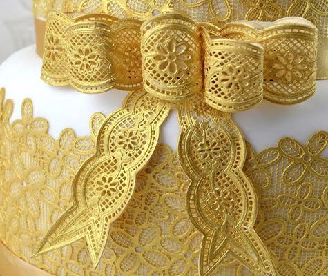 Claire Bowman 3D Cake Lace Cake Topper - Vintage Bows