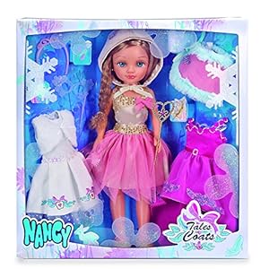 Nancy - Kit de Tres Vestidos de Cuento con muñeca