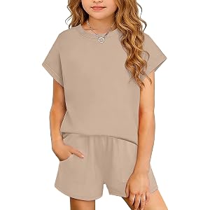 Two Piece Outfits Kids Solid T-Shirt and Elastic Waist Shorts Girl Boys Basic Casual Beach Vacation School Activewear