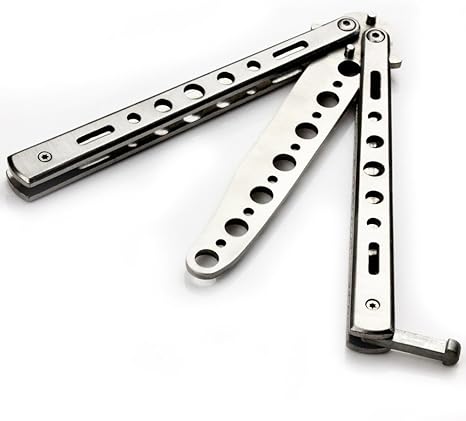 Amazon 超リアル 練習用 バタフライナイフ トレーニング ナイフ ジョークグッズ 男の逸品 刃なし おもしろ雑貨 銀 シルバー ジョーク どっきり ホビー