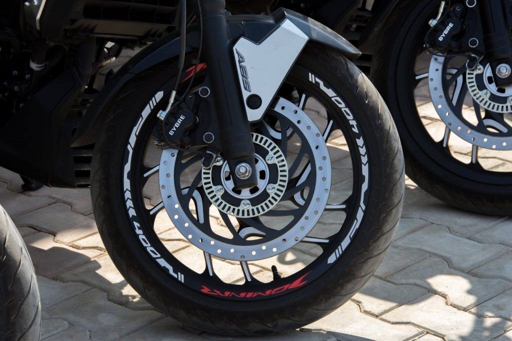 handlebar riser dominar