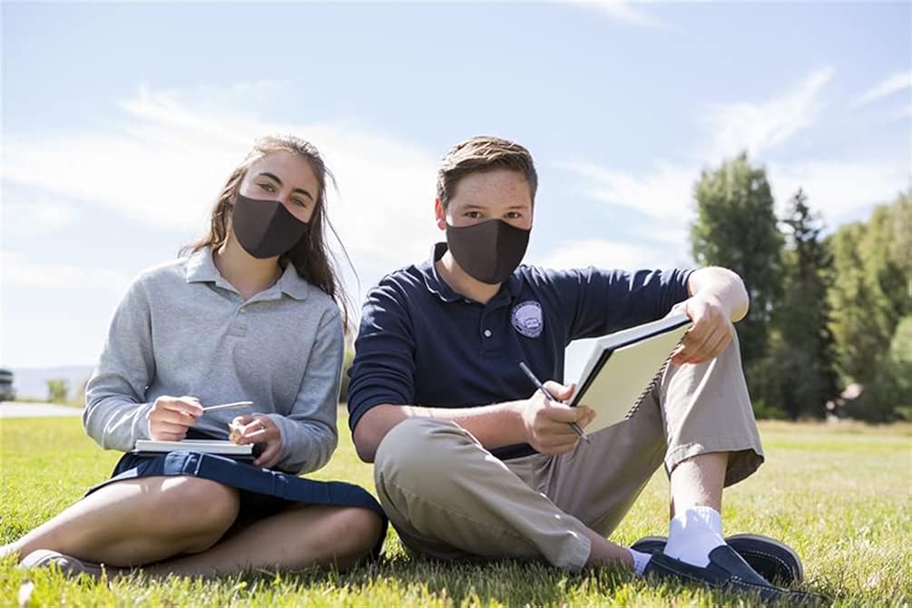 Kids Sports Mesh Masks Breathable Reusable Washable Adjustable Face Mask Outdoor School for Boys Girls Black: Clothing