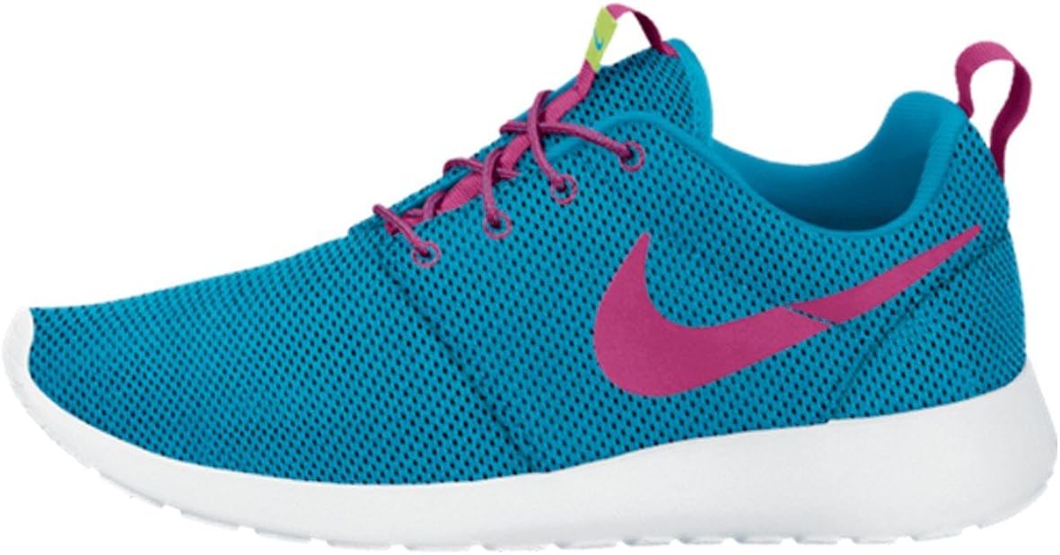 nike roshe run size 5.5
