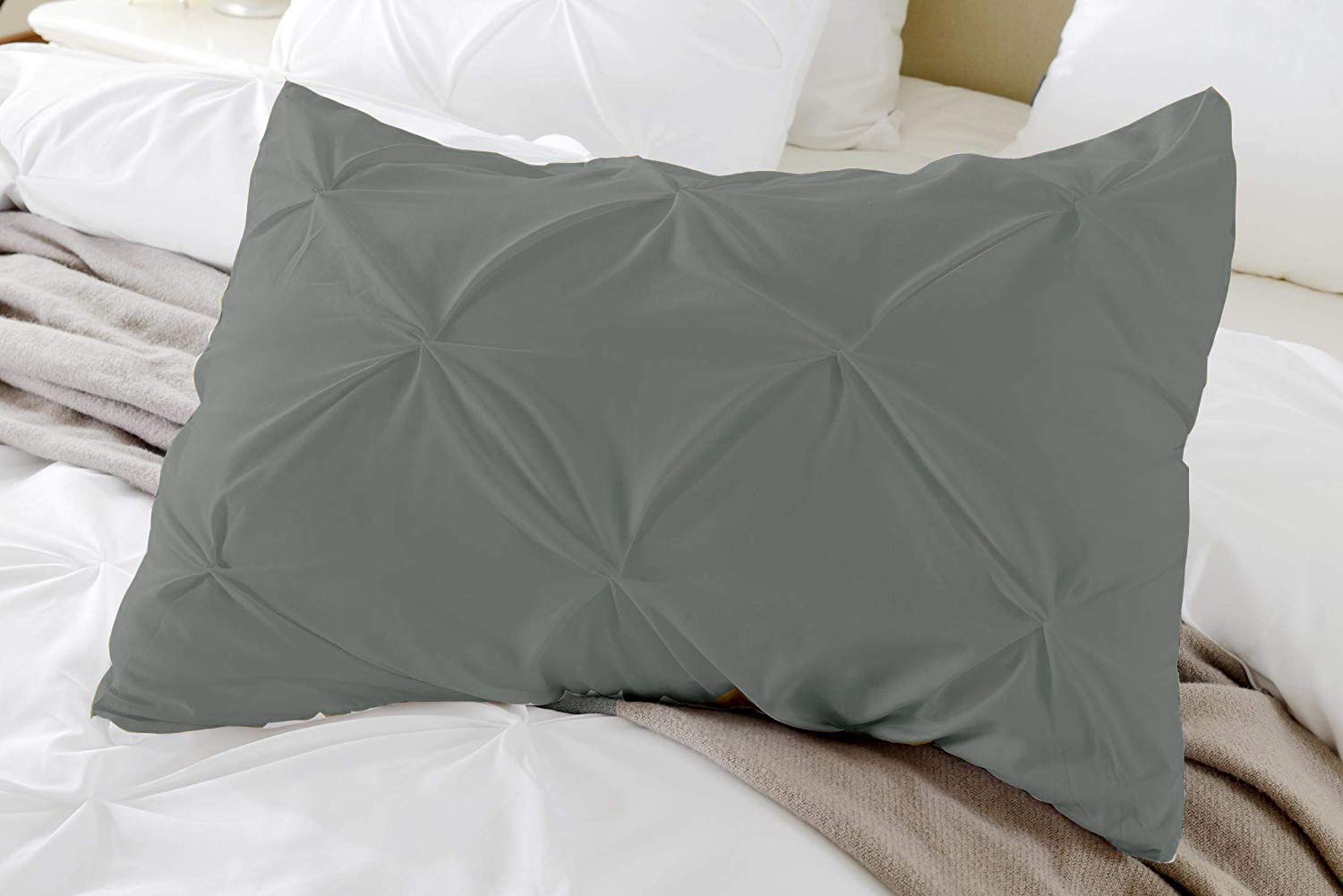 Pinch Pleated Queen Pillow Shams Set of 2 Black 500 Thread Count 100