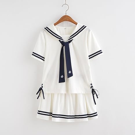 Amazon 若くて可愛い セーラー服 3セット 上着 スカート リボン 4型選択可能 L A コスプレ 仮装 通販
